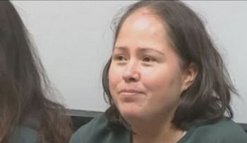 Asumiré mi propia defensa, dice sonriente mujer que asesinó su esposo y 4 hijos 