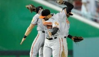 Orioles remontan para vencer 7-3 a Washington 
