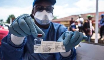  Científicos dicen haber descubierto dos vacunas contra el ébola 