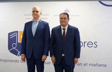 Gobierno lanza programa Embajadores STEM