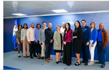 Salud promueve entorno laboral saludable