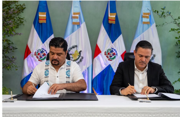 Apordom y comisión de Guatemala firman acuerdo portuario