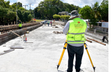 MOPC acelera construcción del puente de Los Hierros