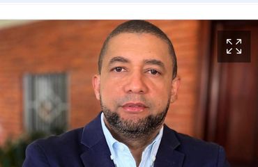 Imponen fianza de un millón de pesos a comunicador e impedimento salida del país