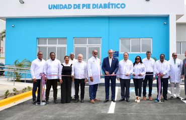 Abinader deja inaugurada Unidad de Pie de Diabético en el Hospital Marcelino Vélez Santana, en Herrera