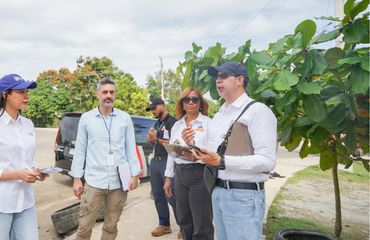 Gobierno coordina manejo de escombros tras colapso de estructuras