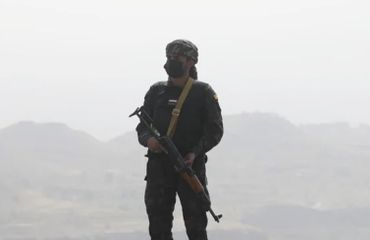 Arabia Saudí amenaza con responder a los hutíes