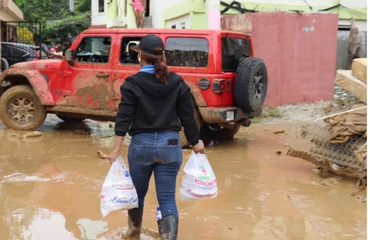 Gobierno asiste familias afectadas por inundaciones en cuatro provincias