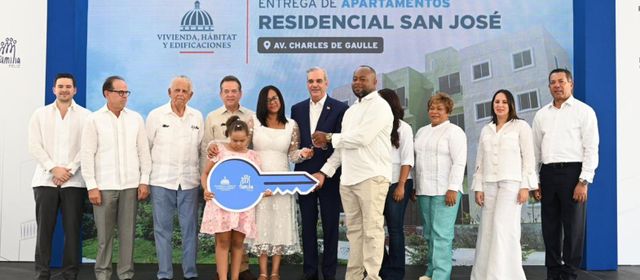 Banreservas financia 700 apartamentos residencial San José entregados por el presidente Abinader