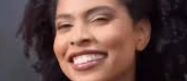 JCE orienta sobre peinados adecuados para mujeres afro al momento de obtener la nueva cédula