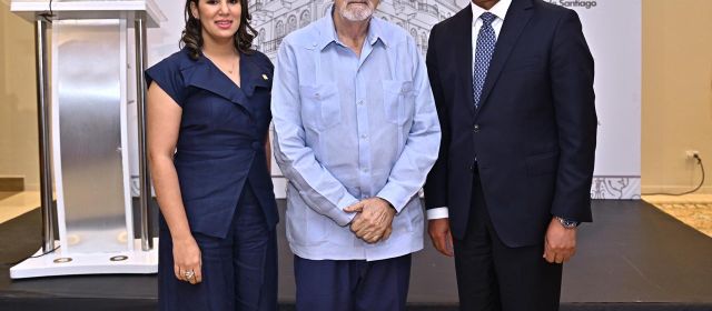 Banreservas abre en Santiago con obras de Domingo Batista y talentos del Cibao