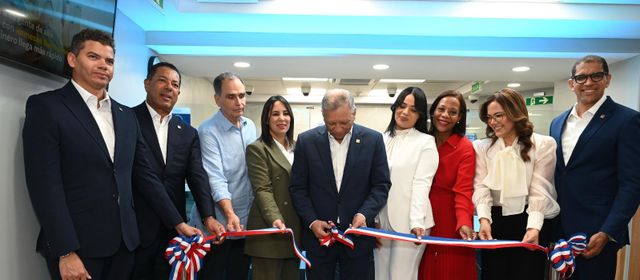 Banreservas inaugura oficina en Merca Jumbo de la Núñez de Cáceres