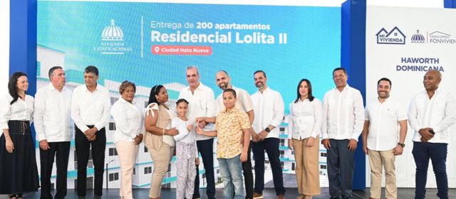 Abinader entrega 200 apartamentos en SDO financiados por Banreservas