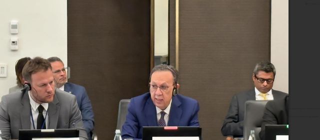 Valdez Albizu participa en mesa redonda de alto nivel sobre fraude digital en servicios financieros