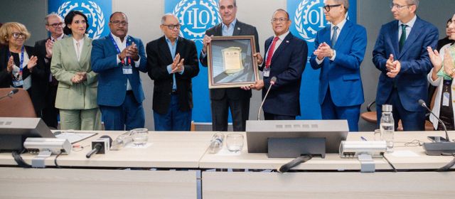 Abinader reconocido en la OIT por su defensa de los derechos y el bienestar laboral