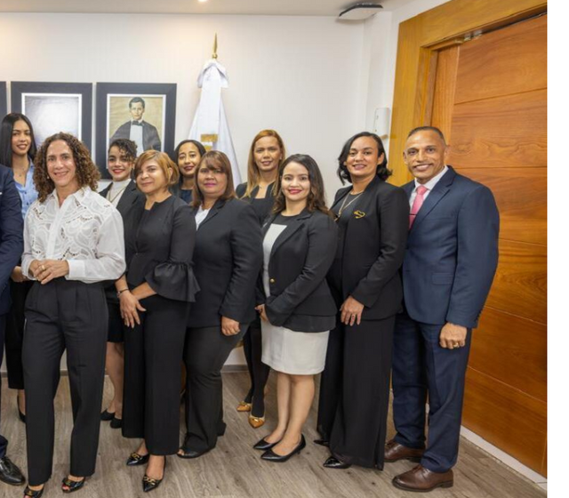 Contraloría aplicará nuevo modelo de control interno por sectores