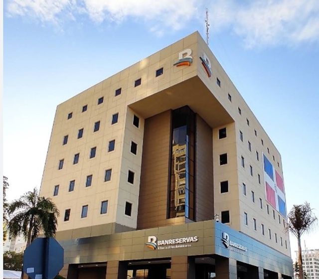 Banreservas destina RD$5,000 millones para emprendedoras