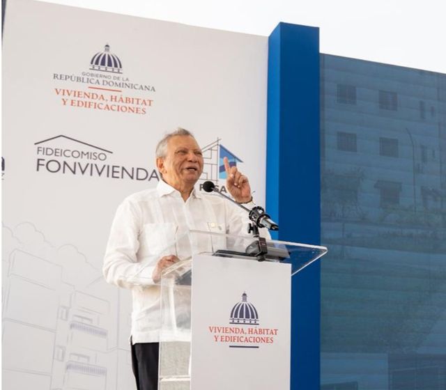 Banreservas financia 144 apartamentos entregados por el presidente Abinader en Laderas del Este