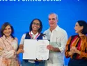 Abinader encabeza graduación de jóvenes del programa Oportunidad 14-24 y resalta valor de la superación juvenil
