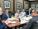 Educación crea consejo editorial para mejorar producción de libros de texto