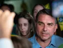 Flávio Bolsonaro lanza su campaña presidencial en Copacabana y busca heredar el movimiento de su padre