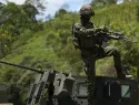 Colombia: juez ordena al Gobierno evitar bombardeos en zonas con menores