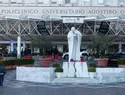 Gemelli, el hospital que atendió a tres papas y vuelve al centro de la atención por la cirugía de León XIV