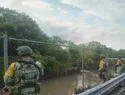 México despliega 22,000 efectivos y suspende actividades por huracán Simón categoría 4
