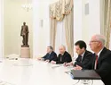 Enviados de Trump viajarán a Moscú y Kiev para reactivar negociaciones de paz; Zelensky propone alto el fuego