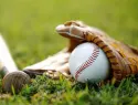 MLB suspende a prospecto dominicano por fraude de edad con muerte ficticia y tumba falsa