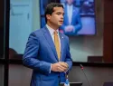Senador Omar Fernández alerta sobre impacto de la migración haitiana en las escuelas dominicanas