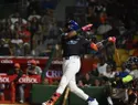 Licey se apoya en jonrones de Florial y Alcántara para vencer 7-4 a los Toros