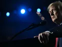 Encuestas consecutivas muestran a Trump con dificultades entre votantes latinos, según expertos