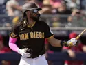 Tatis Jr. y Machado impulsan a los Padres: barrida sobre Gigantes y ventaja de 2.5 juegos en el comodín