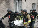 Ataque ruso con bombas guiadas en Zaporizhzhia deja al menos 11 muertos, entre ellos tres niños