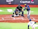 Cerveceros arrollan 10-1 a Rays y quedan a un triunfo de su primer título mundial