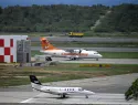 Aeropuerto de Caracas reabre tras dos meses del terremoto