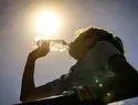 Calor extremo y polvo del Sahara elevan riesgo de deshidratación en RD