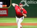 Escogido contrata a los lanzadores West y Austin