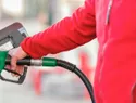 Aumento de 9 y 5 pesos en gasolinas y gasoil genera rechazo y críticas al Gobierno