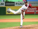 Con batazo de Guzmán y pitcheo intransitable, Leones blanquean a Toros