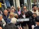 Inmortalizan a José Alberto «El Canario» con una calle que lleva su nombre en Union City