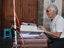 El oficio de escribano público sobrevive en la Plaza de Santo Domingo de Ciudad de México