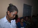 Familiares denuncian que policías mataron a tiros a gemelos de 16 años mientras dormían en Santo Domingo Este
