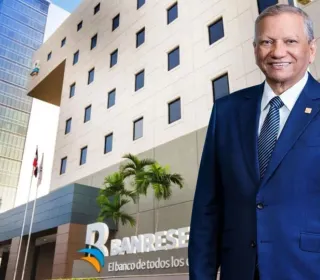 Dr. Leonardo Aguilera, funcionario público del mes