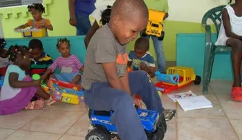 Gobierno reparte juguetes a niños por día de los Reyes