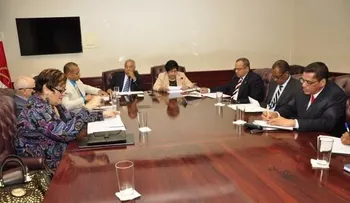 Crean comisión para rediseñar carrera de Derecho en el país 