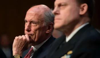 Jefes de inteligencia dicen que Trump les sugirió desmentir la colusión con los rusos