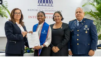 Interior y Policía gradúa 722 técnicos de escuelas vocacionales