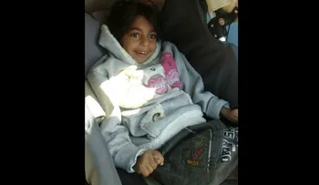 Osman, el niño refugiado con parálisis cerebral, llegará este martes a España